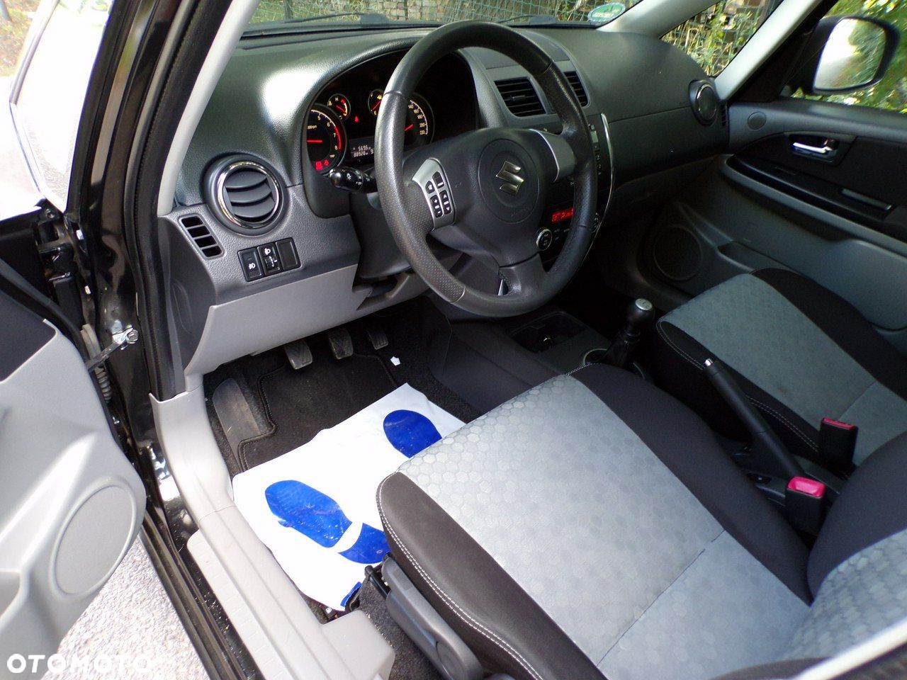 Suzuki SX4 - 23