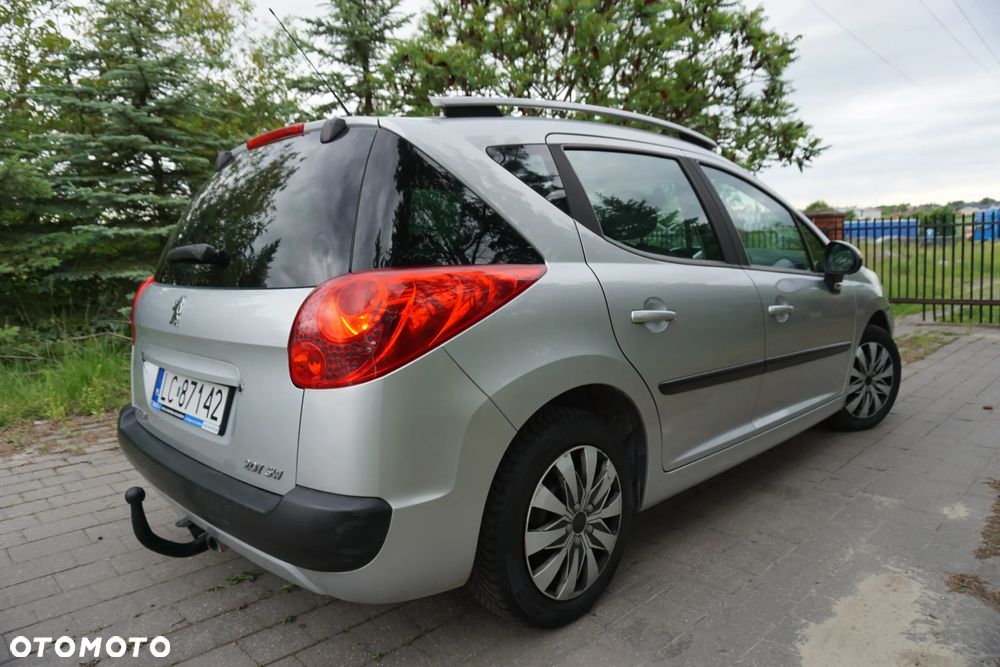 Peugeot 207 1.4 16V Trendy - 9