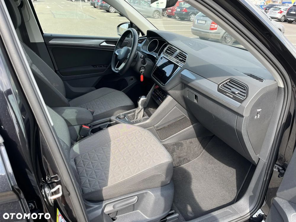 Volkswagen Tiguan 2.0 TDI SCR 4Mot Life DSG - 26