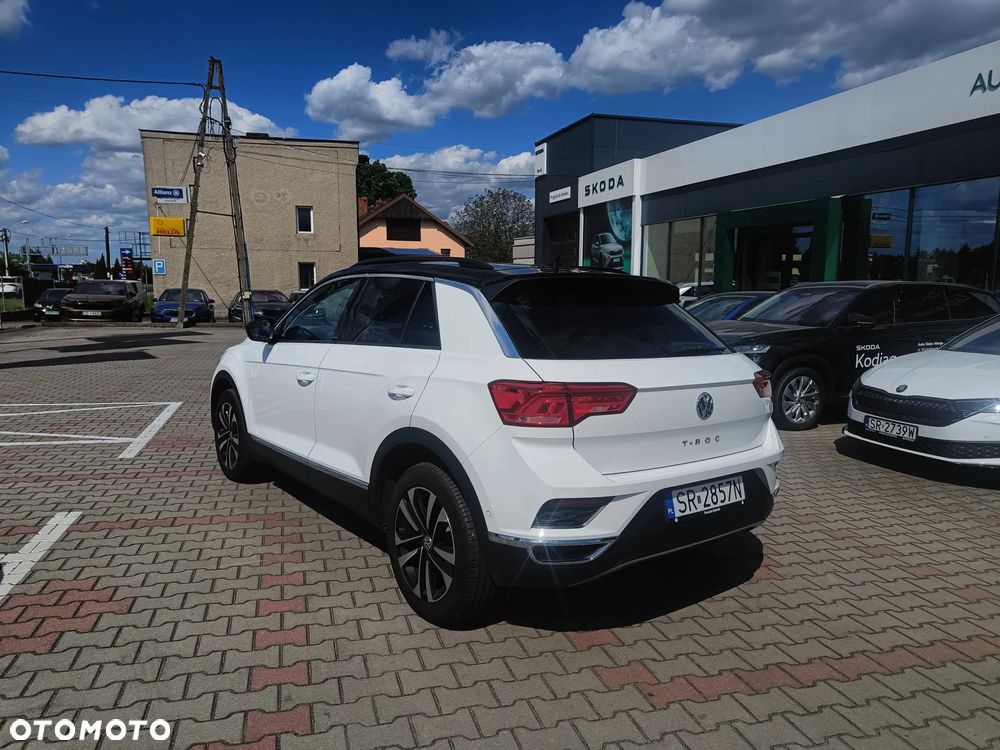 Volkswagen T-Roc - 8