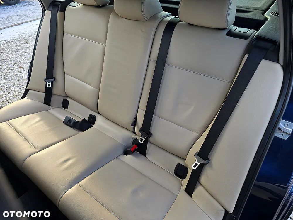 BMW X1 sDrive20i xLine - 19