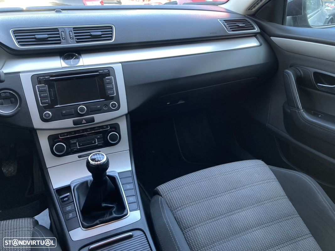 VW Passat CC 2.0 TDi BlueMotion - 11