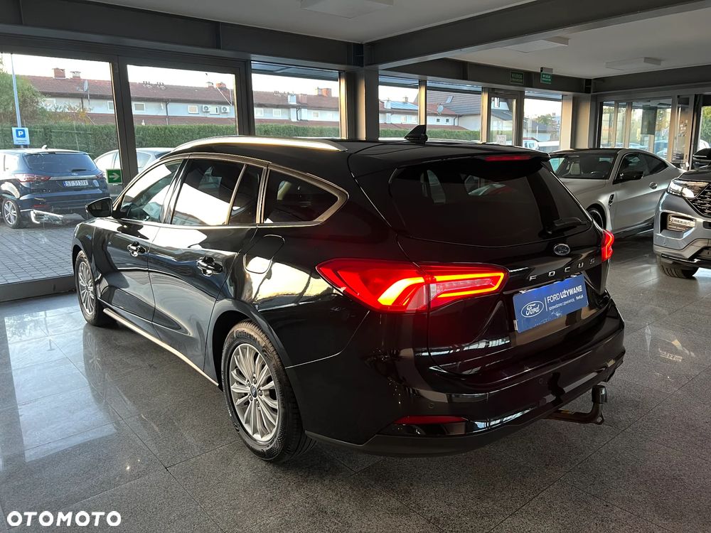 Ford Focus 2.0 EcoBlue Titanium Business - 11