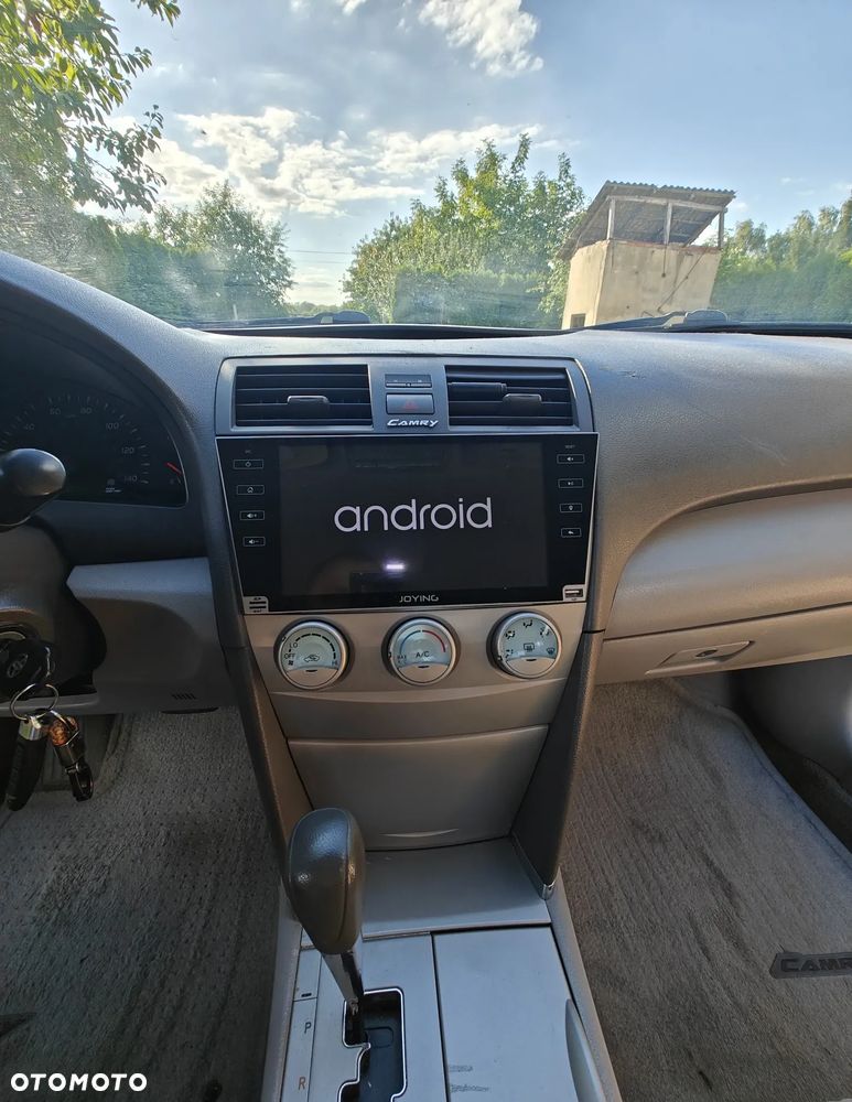 Toyota Camry 2.4 SE - 15