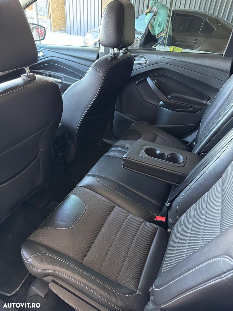 Ford Kuga - 6