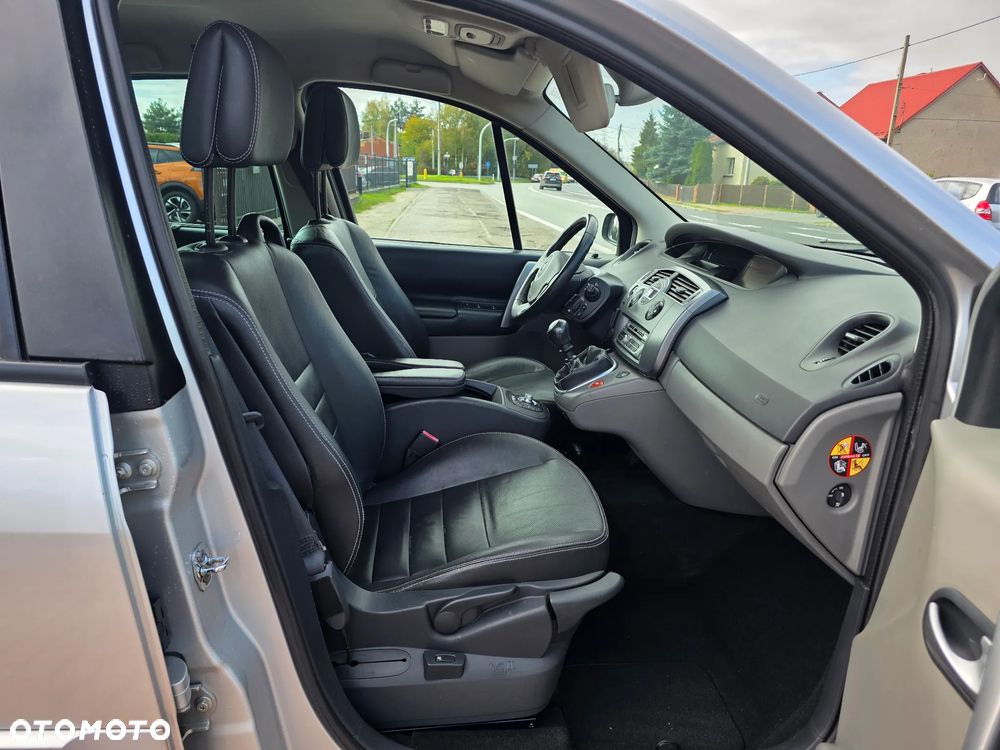 Renault Scenic 2.0 16V Luxe Privilege - 11