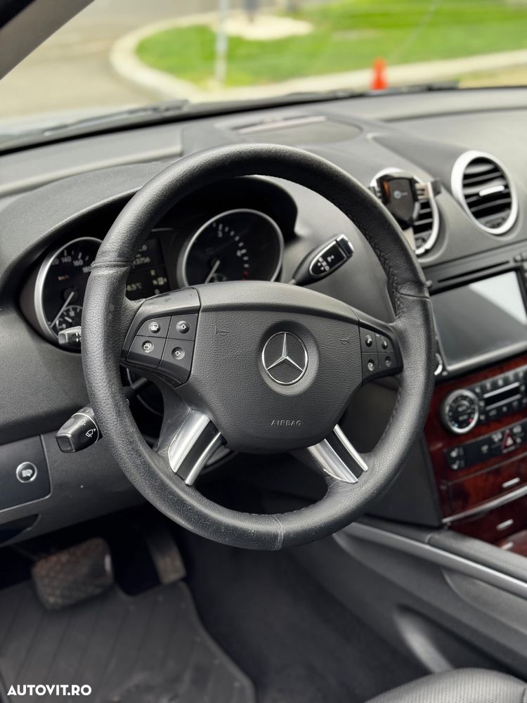 Mercedes-Benz ML - 18