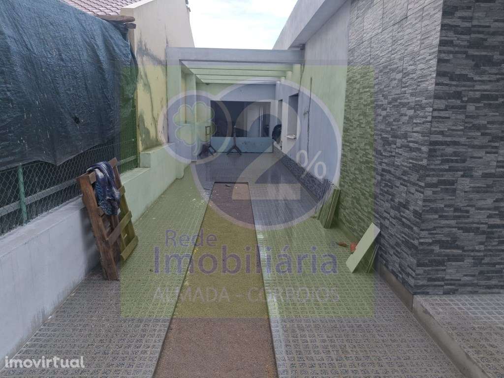 Moradia T3+1, Térrea - Grande imagem: 3/32