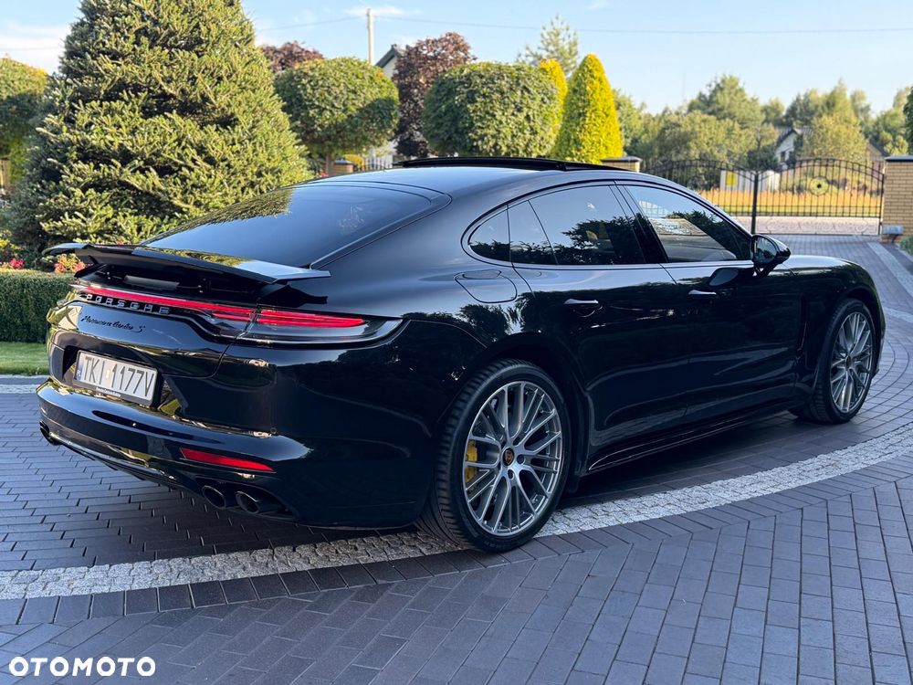 Porsche Panamera - 20