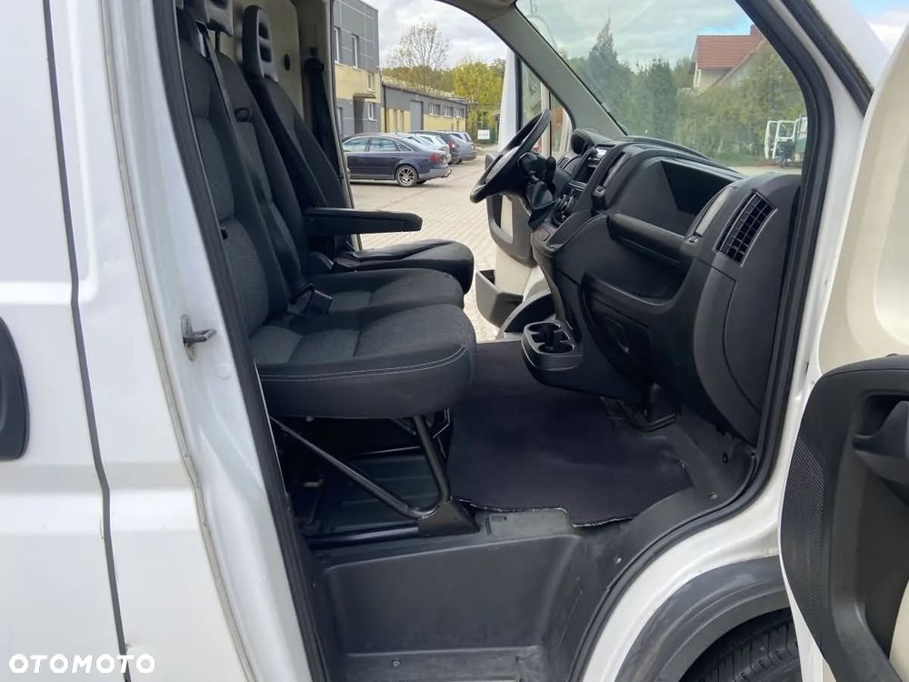Fiat Ducato 2.3 JTD 130 KM 2016r L4H2 FV23 kredyt leasing Maxi tempomat - 16