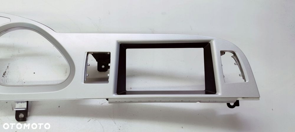 RAMKA OBUDOWA LICZNIKA AUDI A6 C6 EU 4F1857115H - 4