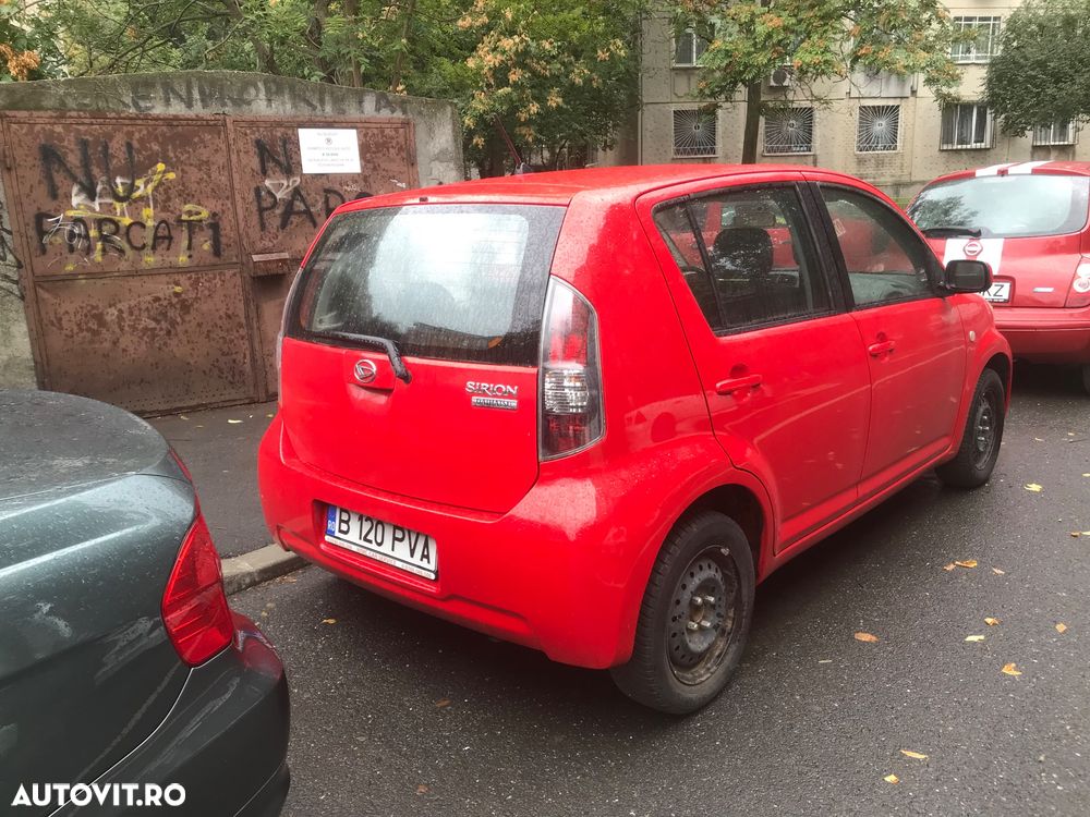 Daihatsu Sirion - 3