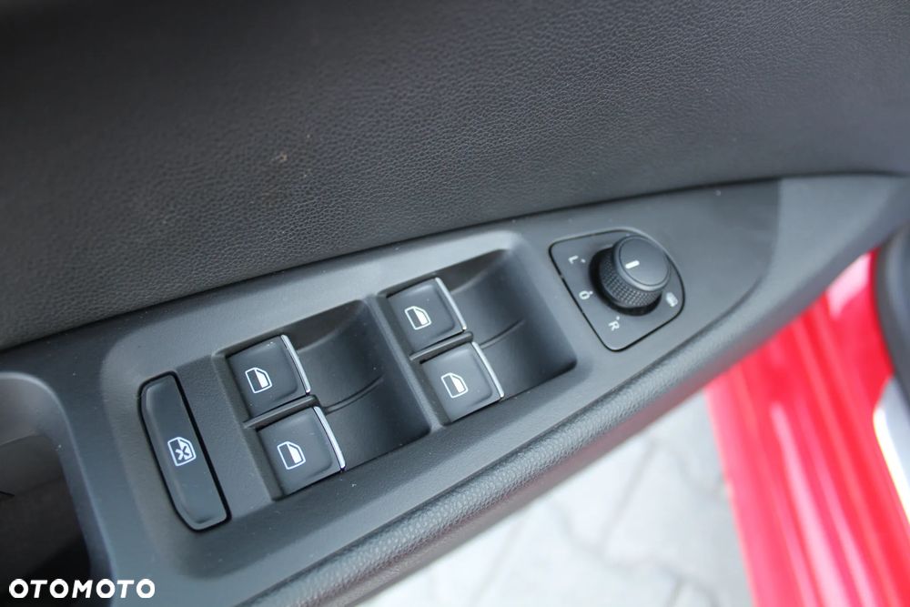 Seat Leon 1.8 TSI Start&Stop DSG FR - 13