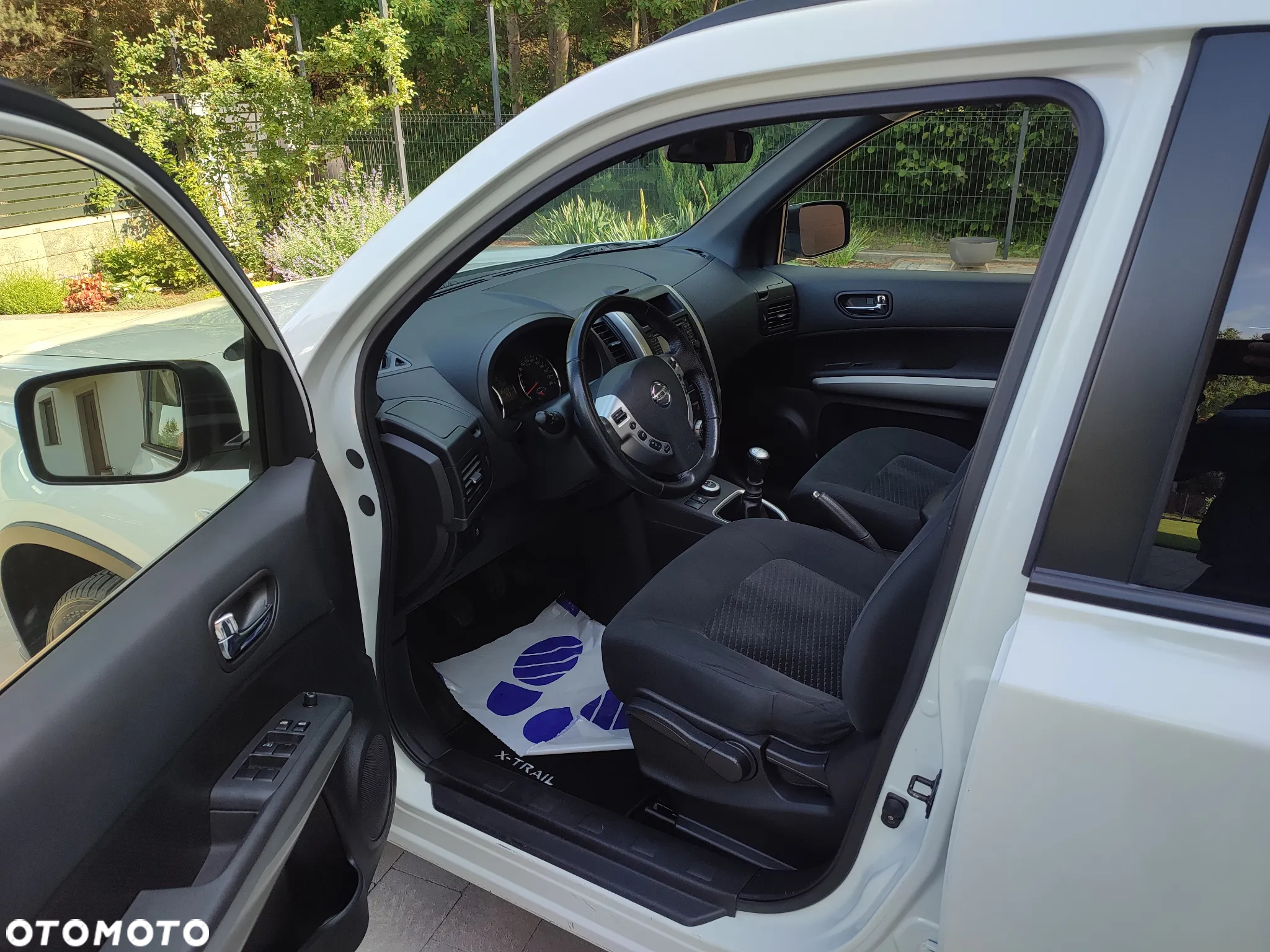 Nissan X-Trail 2.0 dCi 4x4 DPF Platinum - 24