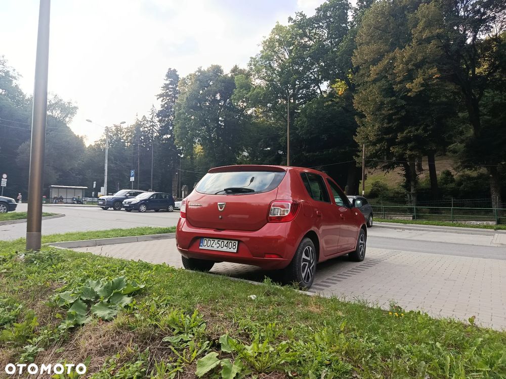 Dacia Sandero 1.2 16V Laureate - 5