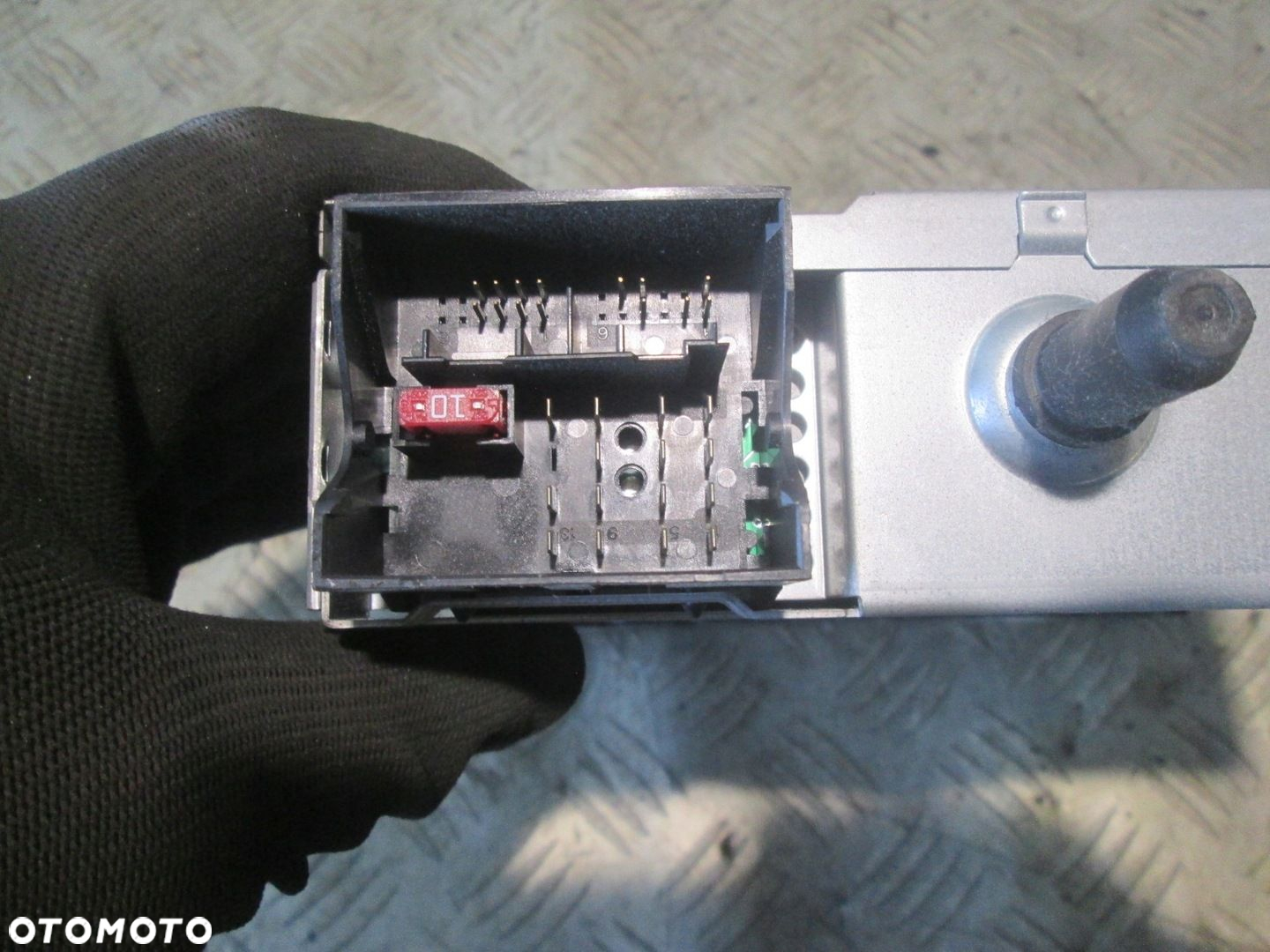 RADIO FABRYCZNE 96662670XT CITROEN C4 PICASSO I - 2