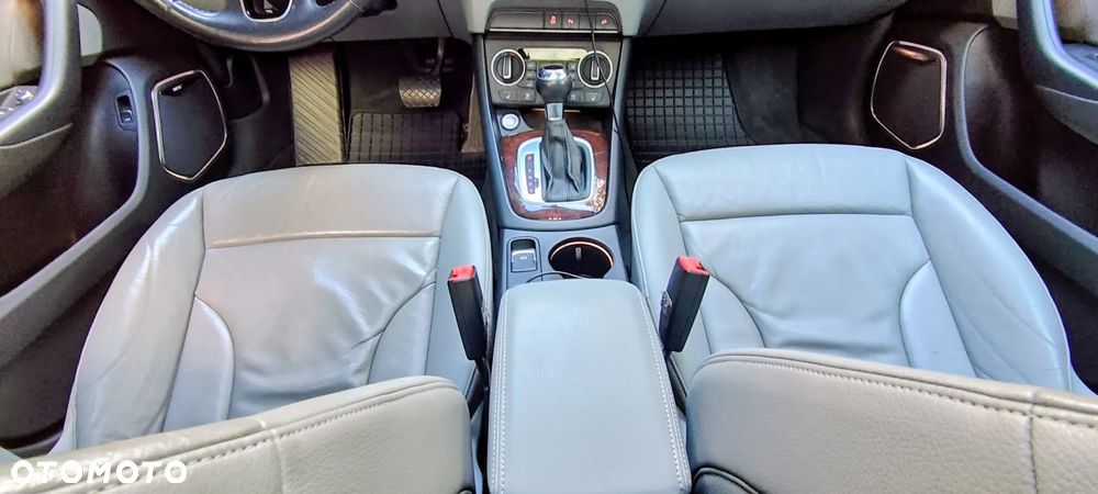 Audi Q3 2.0 TFSI Quattro S tronic design - 28