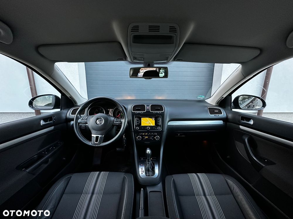 Volkswagen Golf 1.6 TDI Comfortline DSG - 14