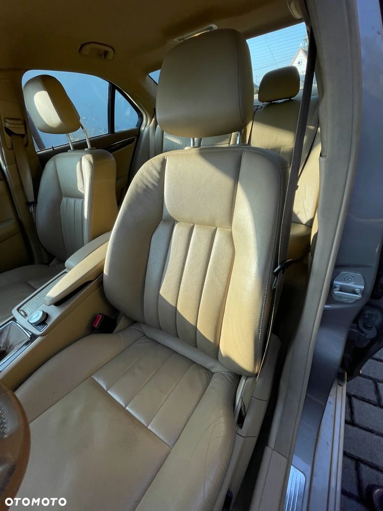 Mercedes-Benz Klasa C 200 CDI Elegance - 4