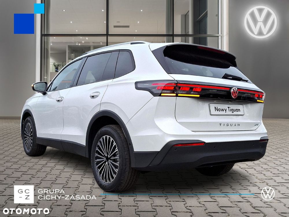 Volkswagen Tiguan - 3