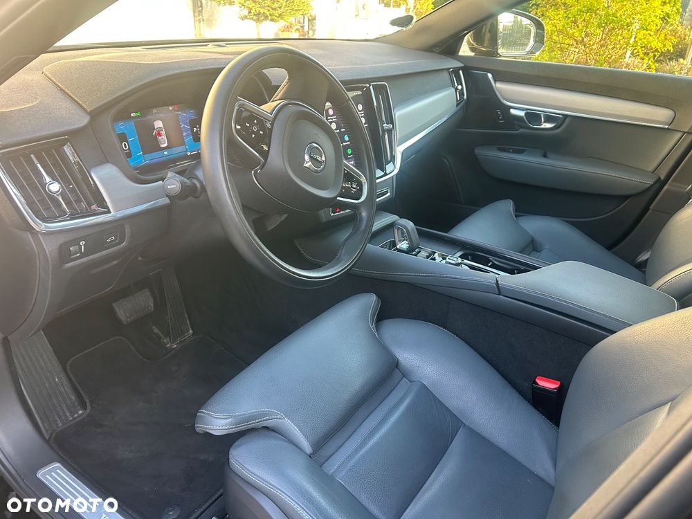 Volvo S90 B5 D AWD Geartronic Momentum Pro - 11