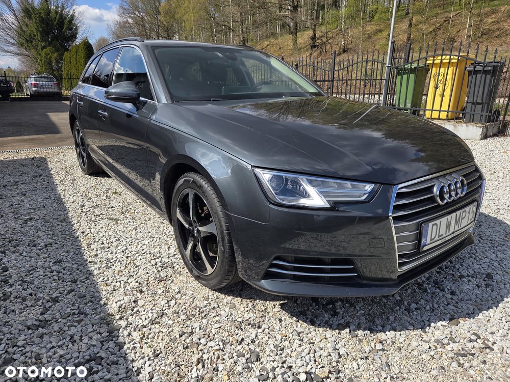 Audi A4 Avant 2.0 TDI DPF clean diesel Attraction - 22