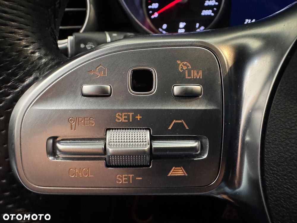 Mercedes-Benz GLC 200 4-Matic - 24