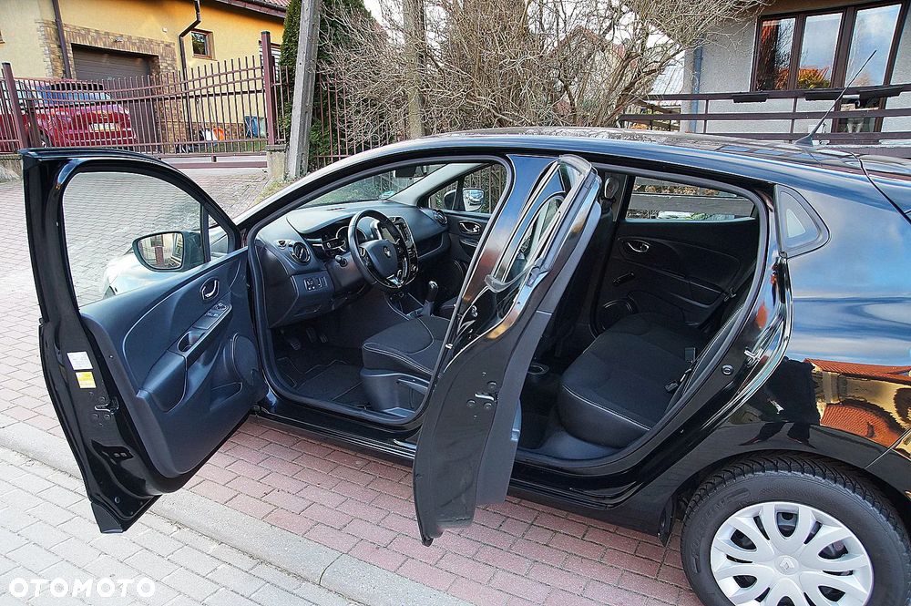 Renault Clio 1.2 16V 75 Experience - 18