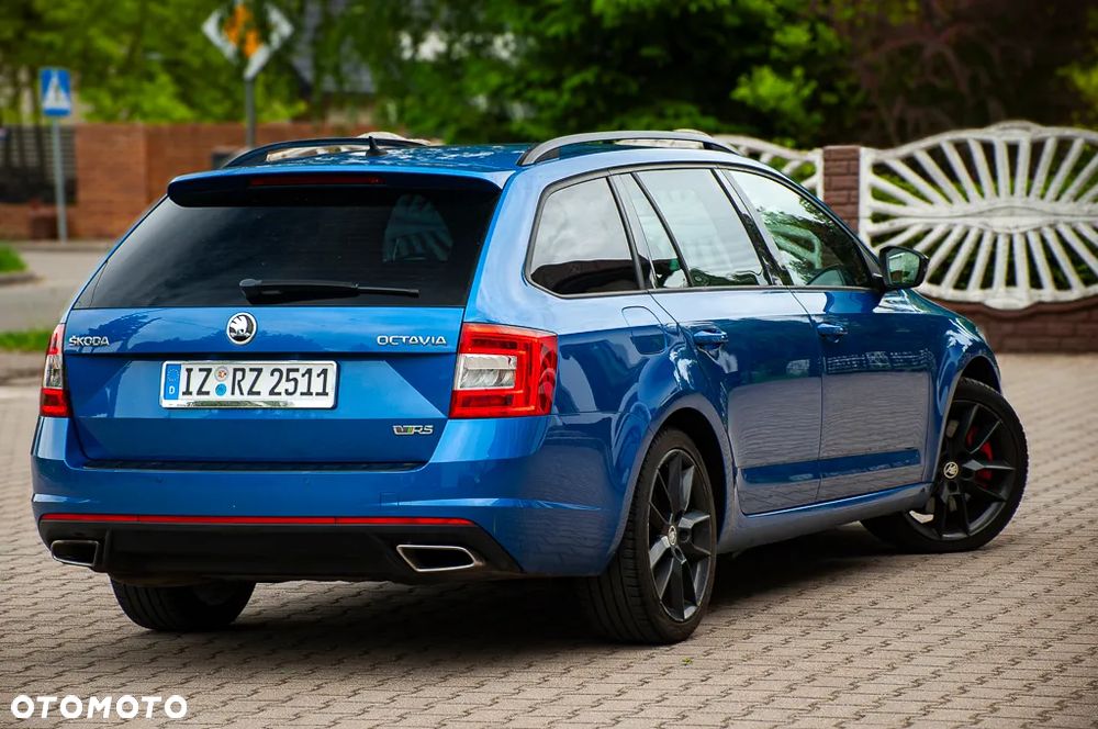 Skoda Octavia 2.0 TDI RS DSG - 17