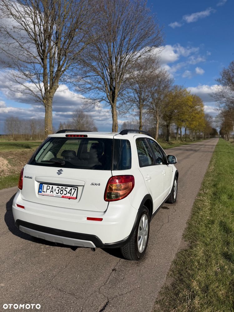 Suzuki SX4 Classic 2.0 DDiS 4x2 Club - 4