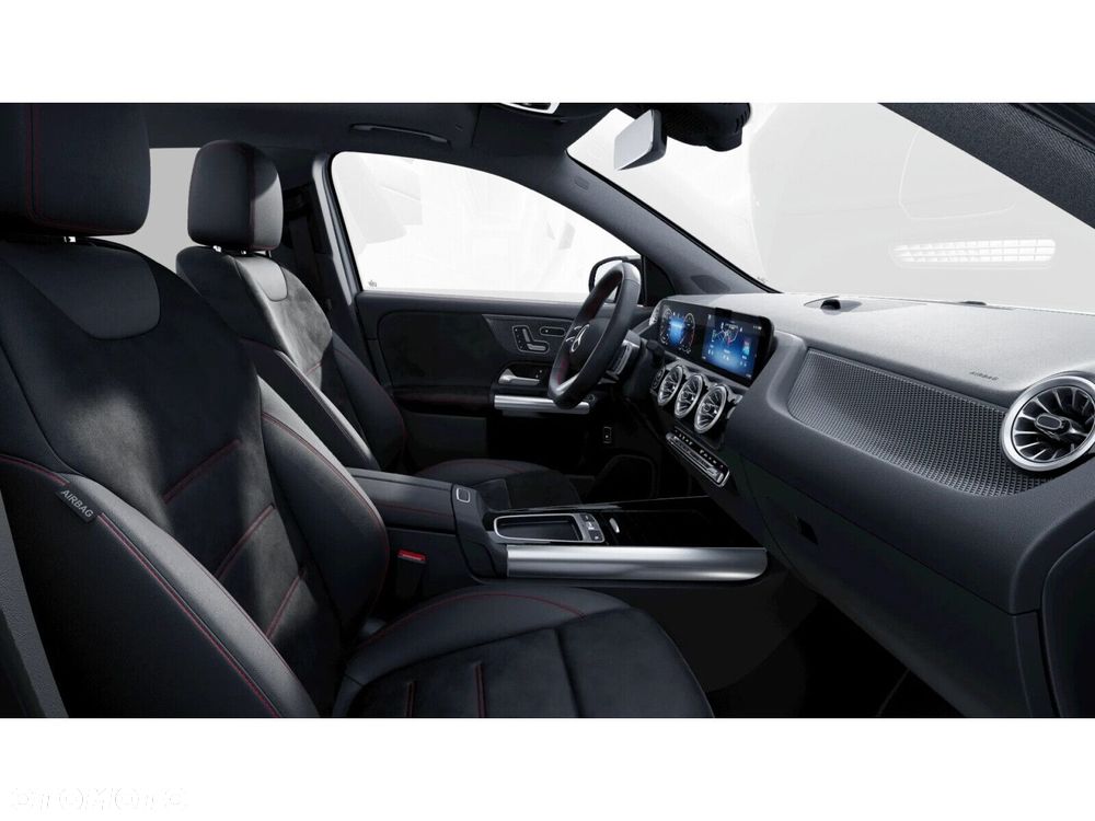 Mercedes-Benz GLA 220 mHEV 4-Matic AMG Line 8G-DCT - 10