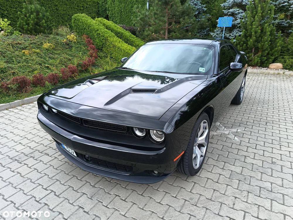 Dodge Challenger - 7