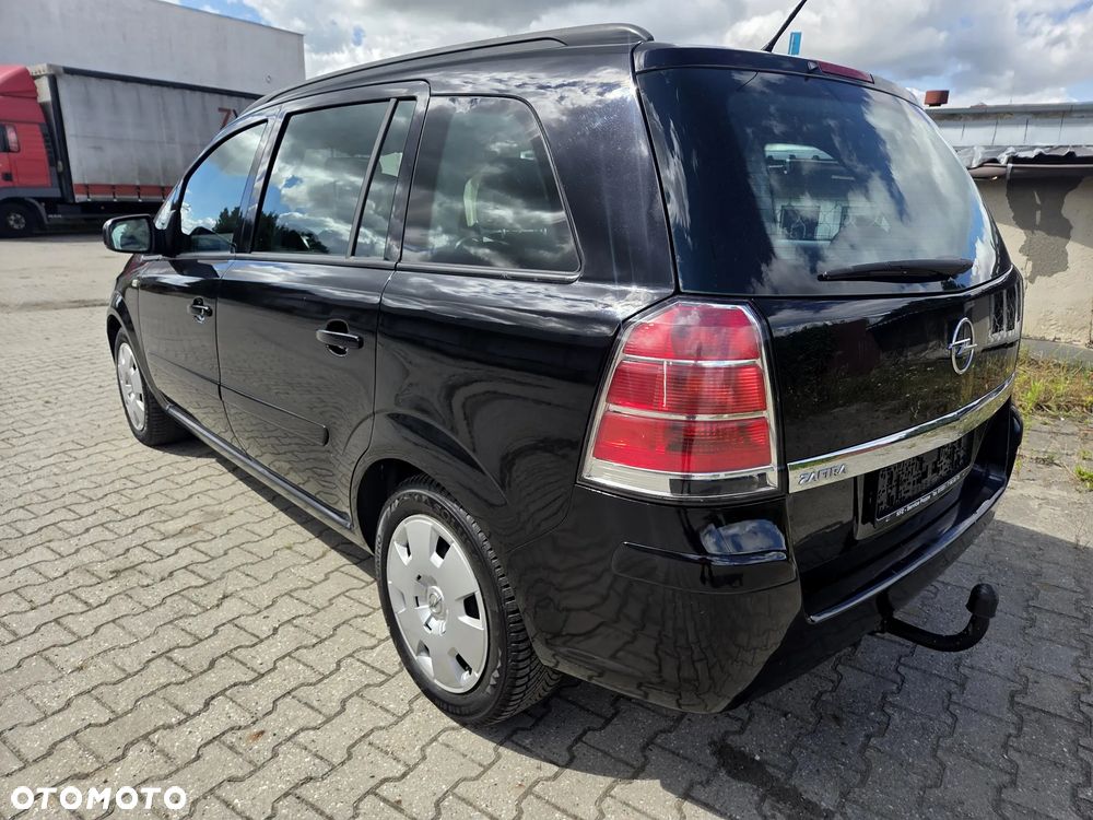 Opel Zafira - 4