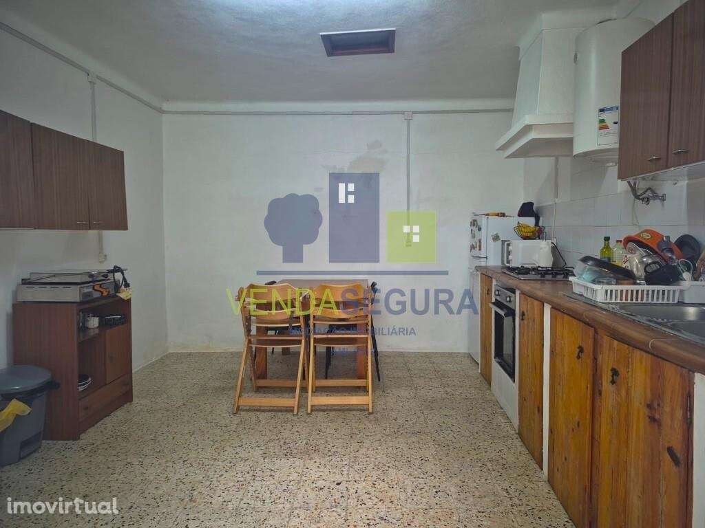 Moradia R/C T2  com Terraço | Zona do Sete e Meio | Moura - Grande imagem: 2/17