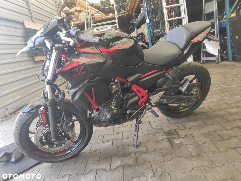 Kawasaki Z 650 - 9