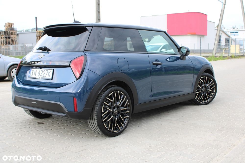 MINI Cooper S Favoured Trim - 8
