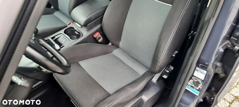 Ford S-Max 2.0 TDCi DPF Titanium - 17