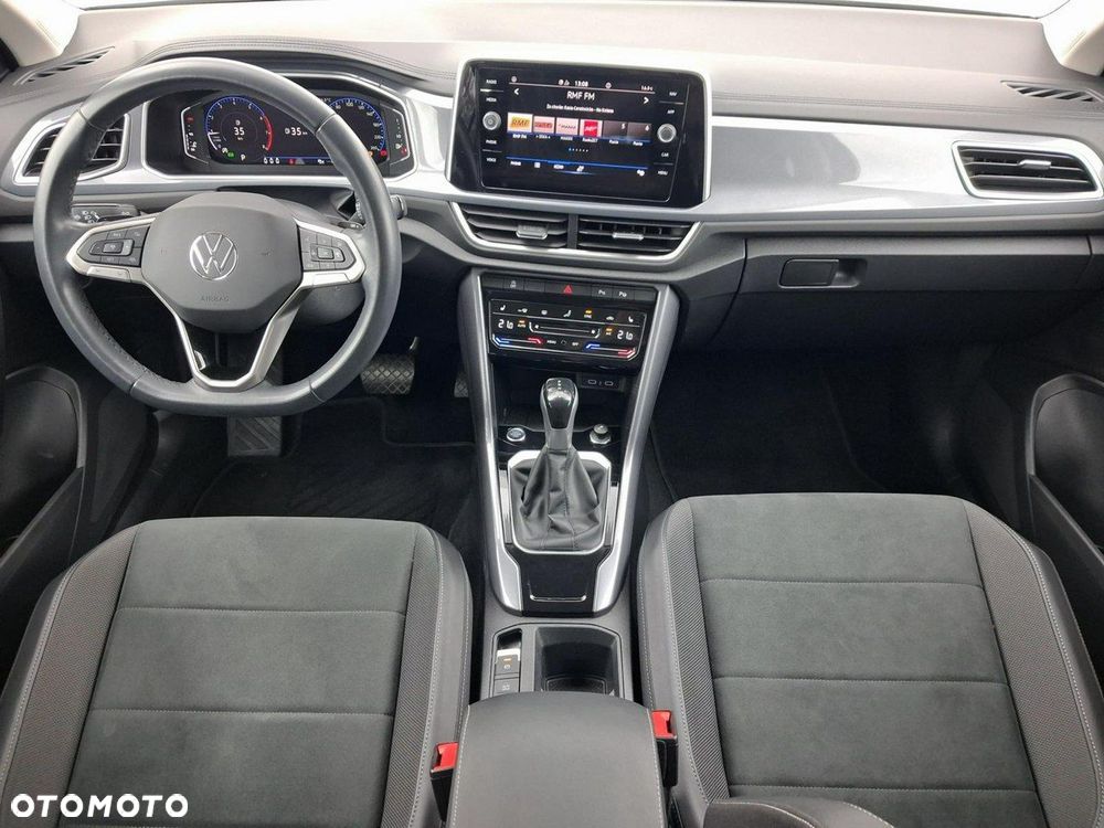 Volkswagen T-Roc - 15