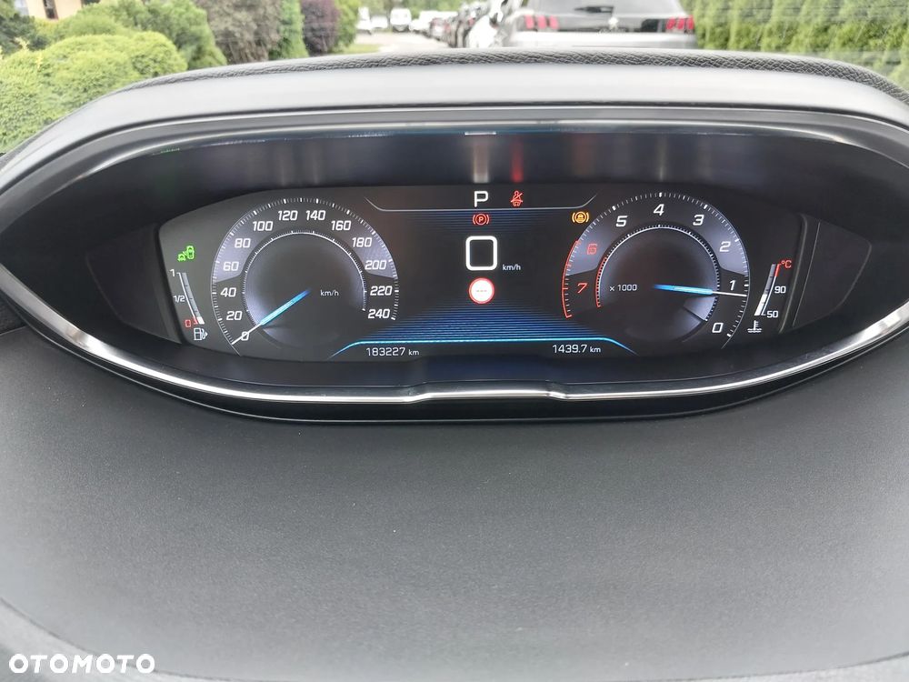 Peugeot 3008 PureTech 180 Stop & Start GPF EAT8 Allure - 14