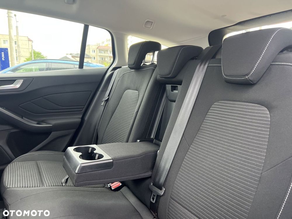 Ford Focus 1.0 EcoBoost mHEV Active X - 17
