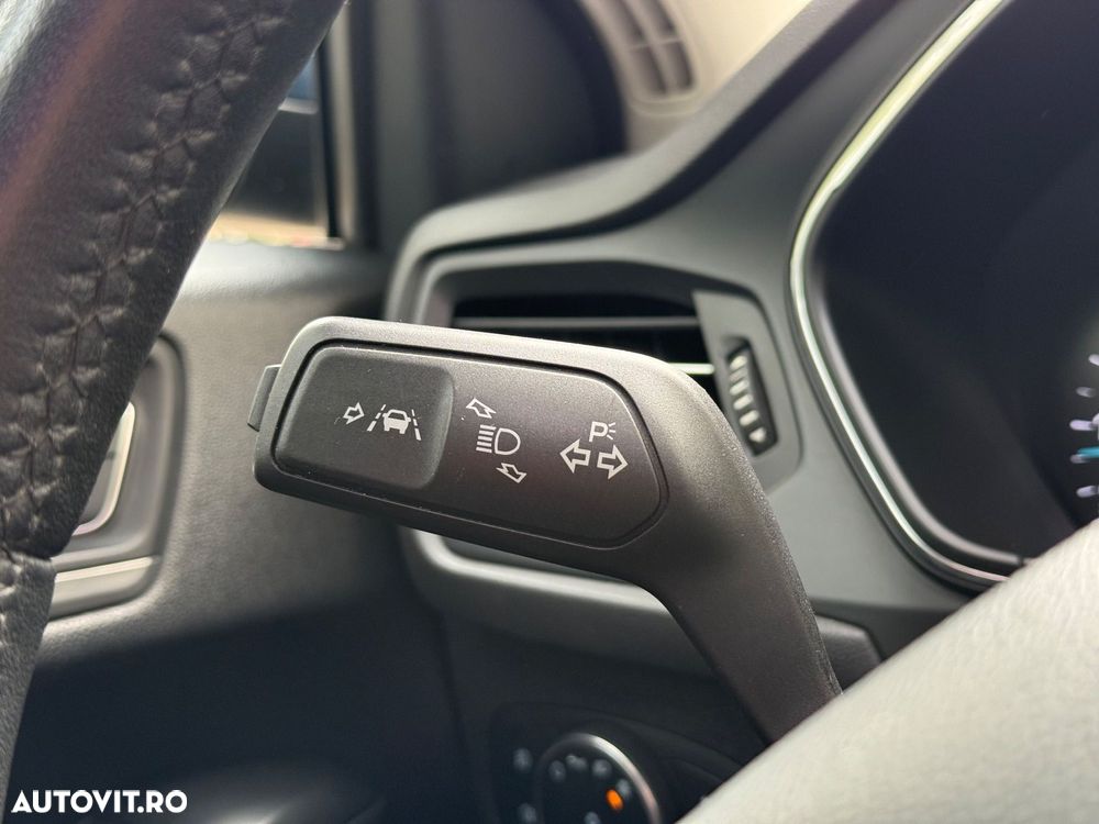 Ford Focus 1.5 EcoBlue Titanium Business - 23