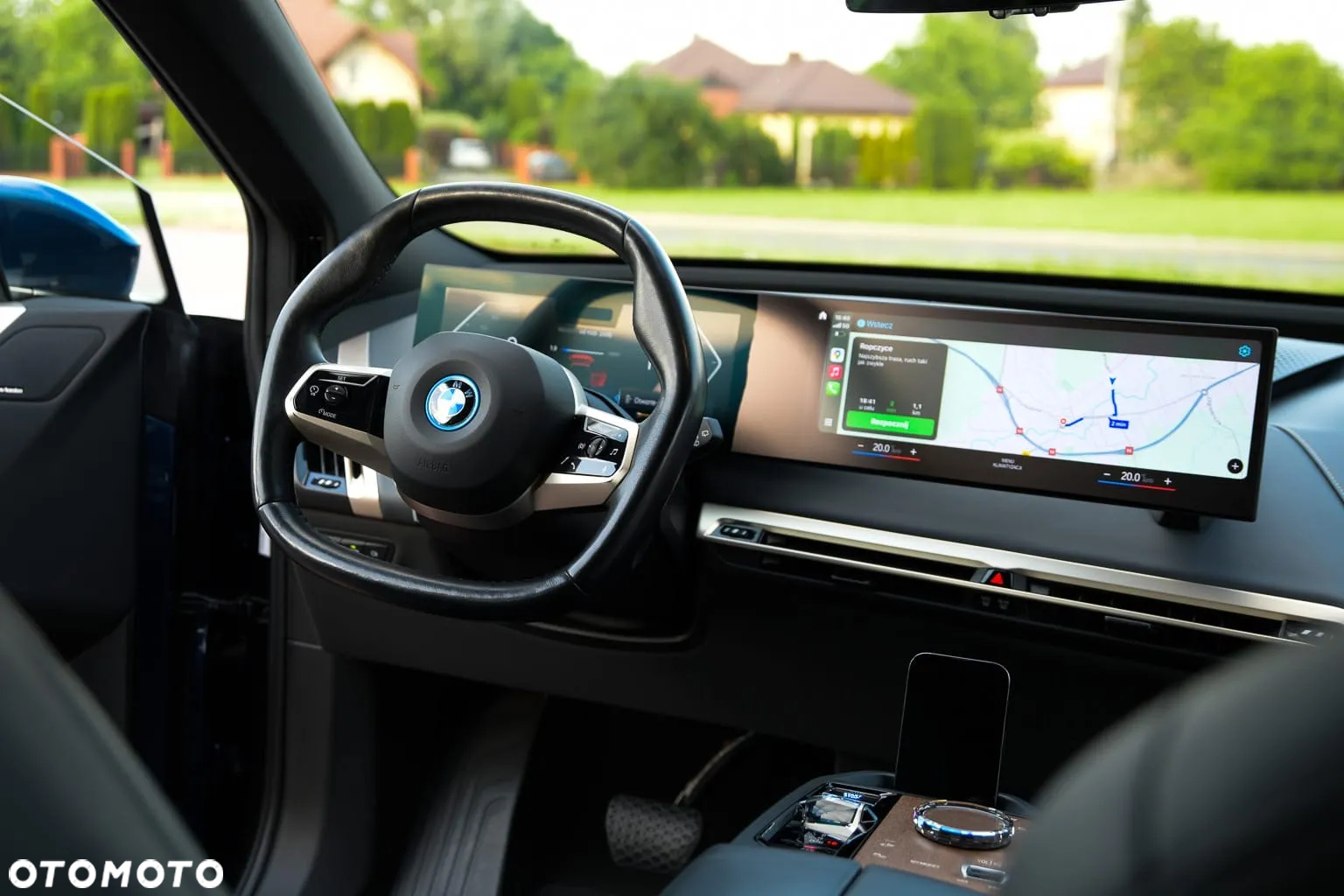 BMW iX - 26