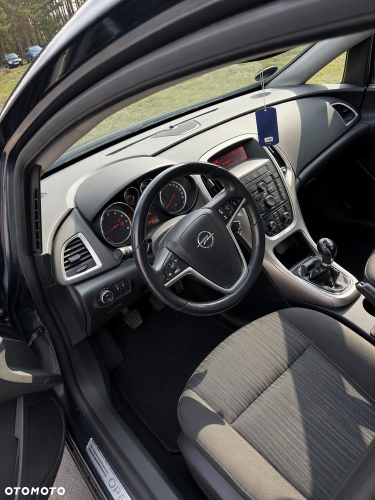 Opel Astra 1.6 Design Edition - 7