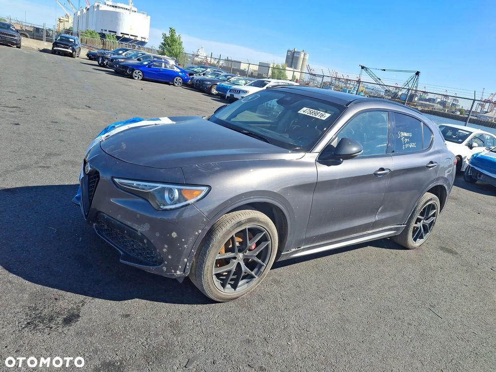 Alfa Romeo Stelvio 2.0 Turbo TI Q4 - 11