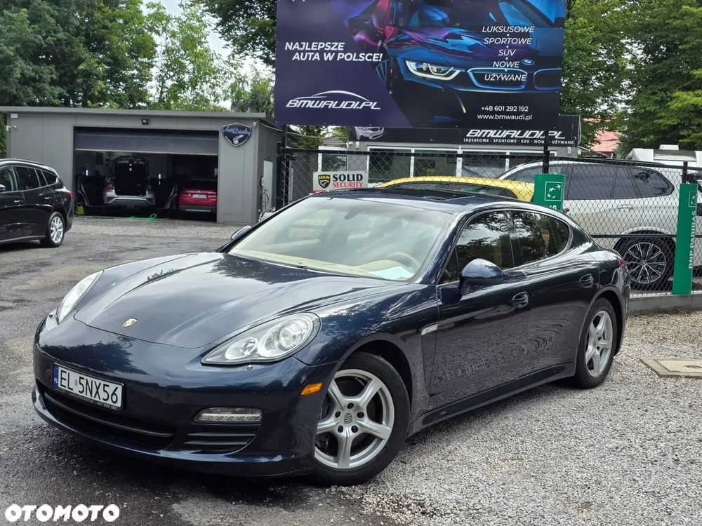 Porsche Panamera PDK Platinum Edition - 2