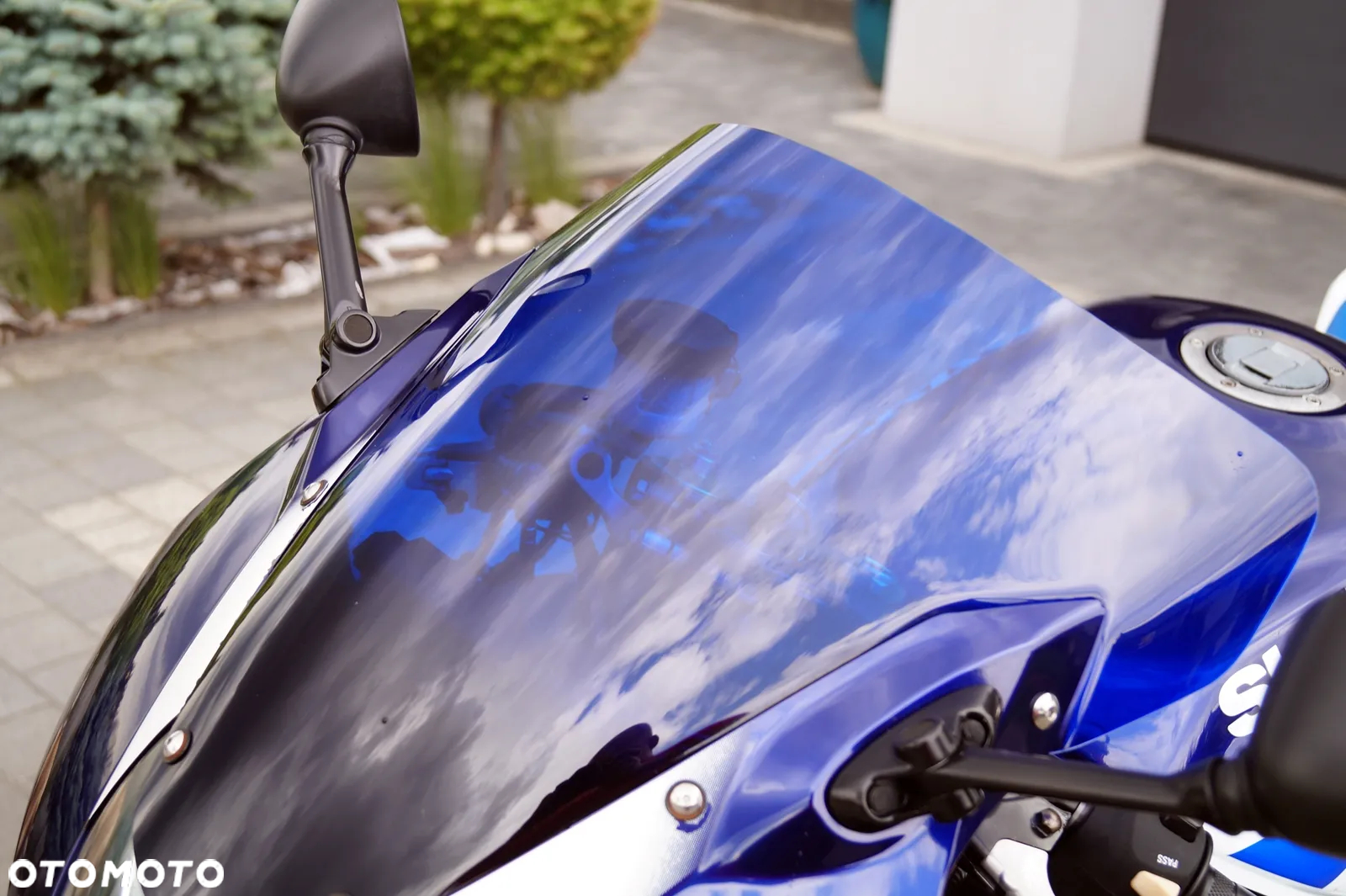 Suzuki GSX-R - 17