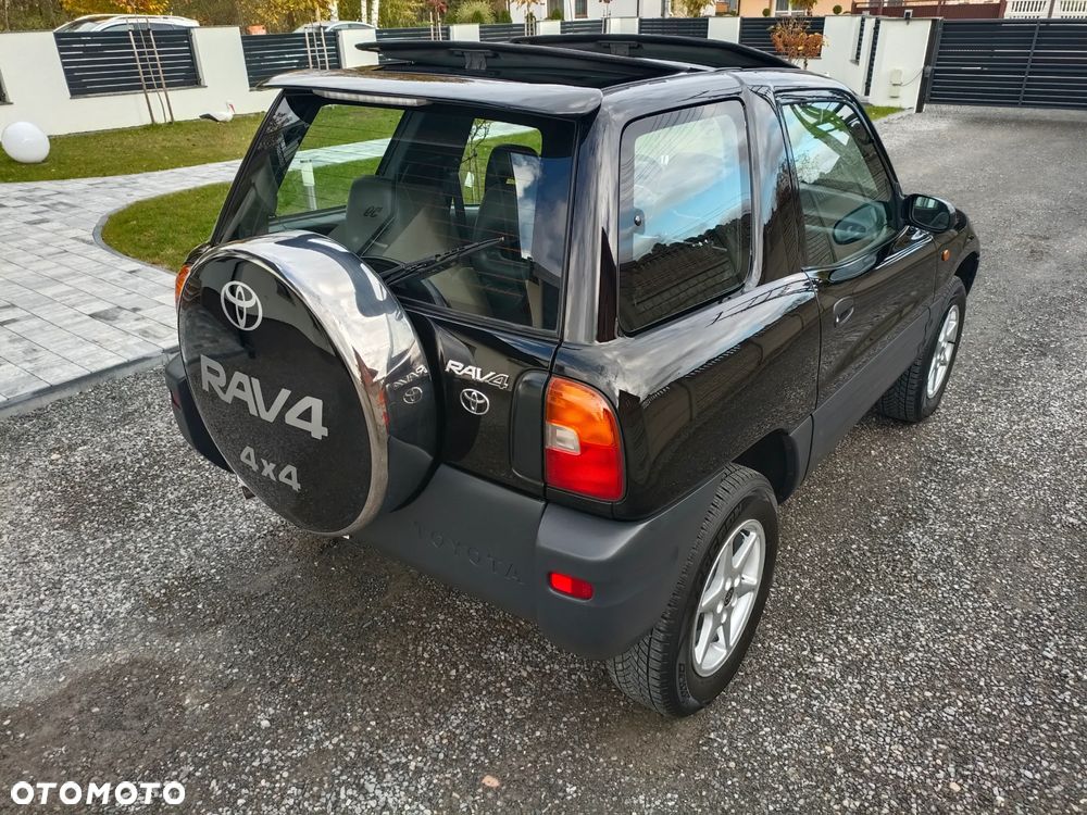 Toyota RAV4 2.0 Special - 4