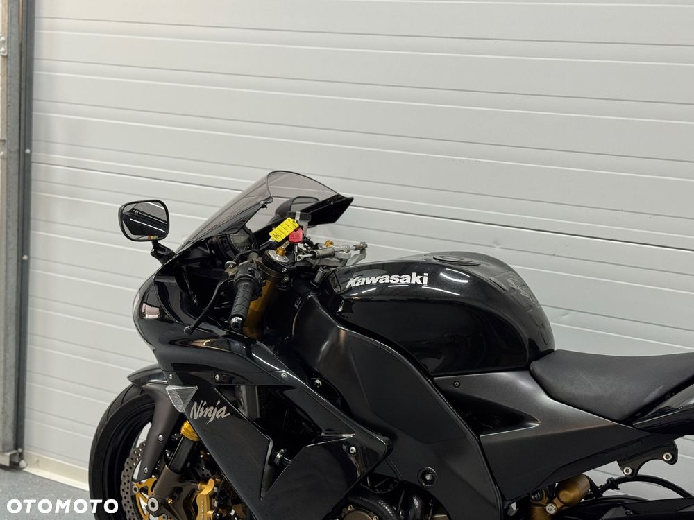 Kawasaki ZXR - 17