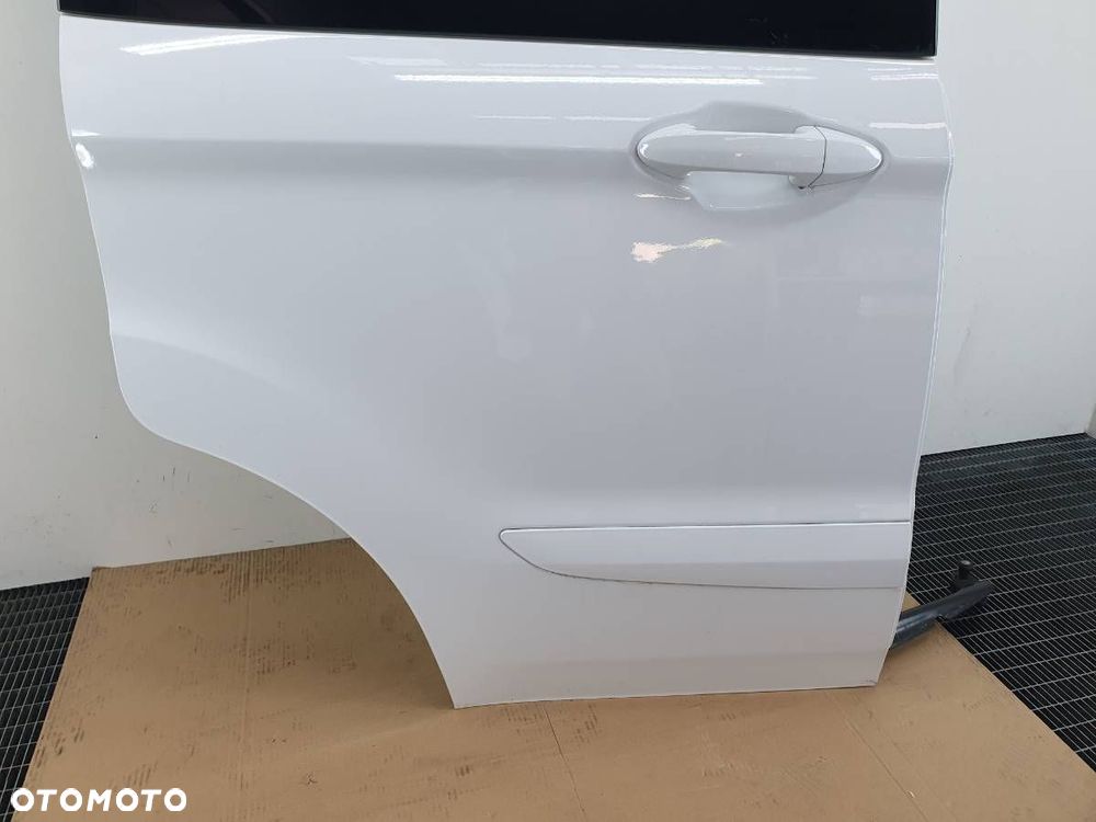 DRZWI TYŁ PRAWE PRZESUWNE FORD TOURNEO COURIER B460 BIAŁE 2020 - 2