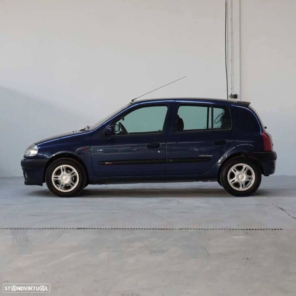 Renault Clio - 6
